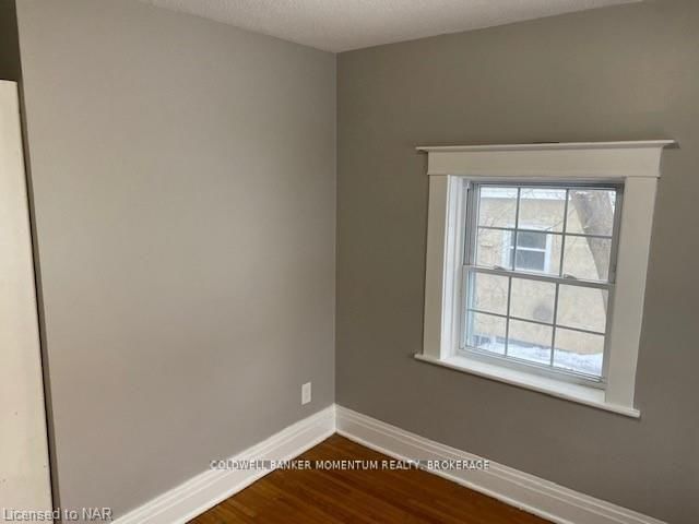 17 Hainer Street • St. Catharines, ON photo 32