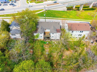 17 Hainer Street • St. Catharines, ON photo 4