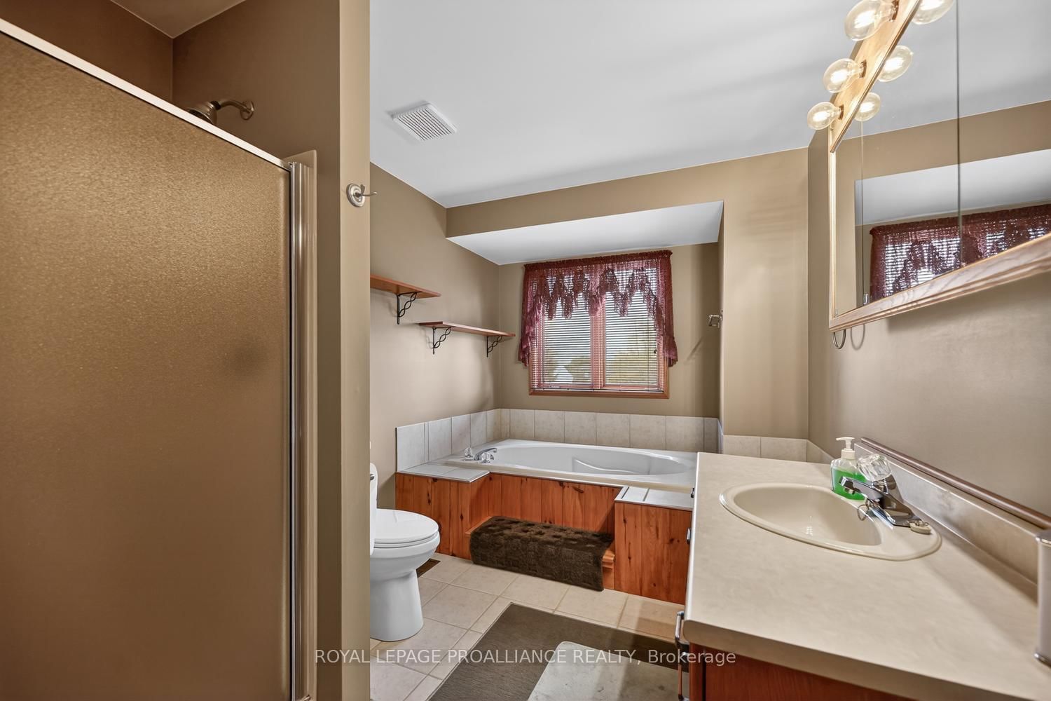 5126 Meadowland Drive W • Edwardsburgh/Cardinal, ON photo 14