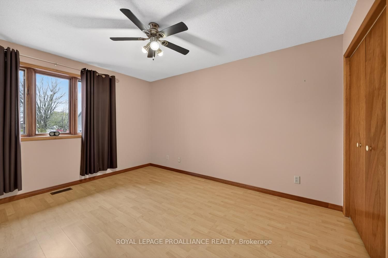 5126 Meadowland Drive W • Edwardsburgh/Cardinal, ON photo 16