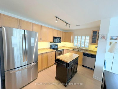 2000 Creekside Drive • #202 • Hamilton, ON photo 4