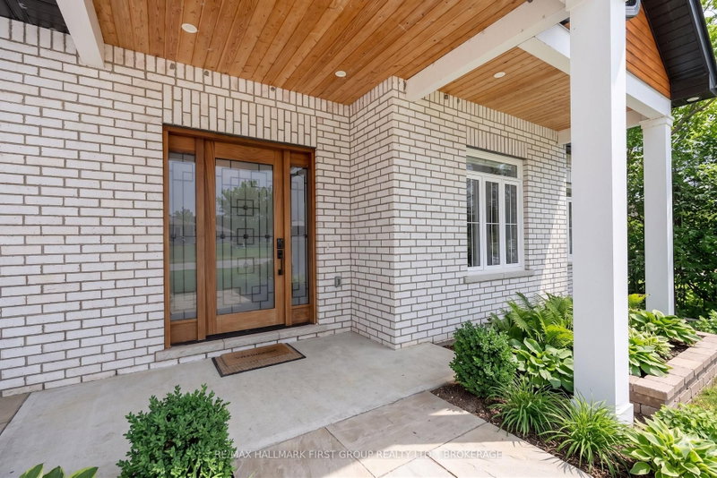 1111 Kona Crescent