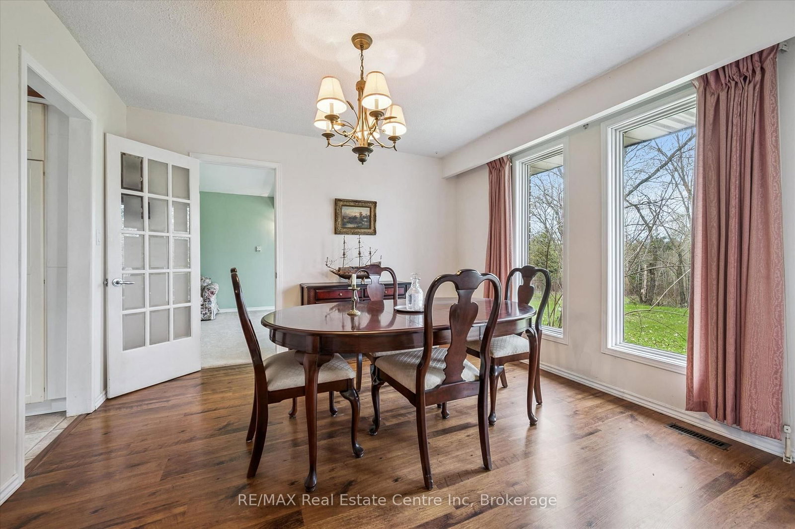8420 Eramosa-Garafraxa Townline • Centre Wellington, ON photo 11