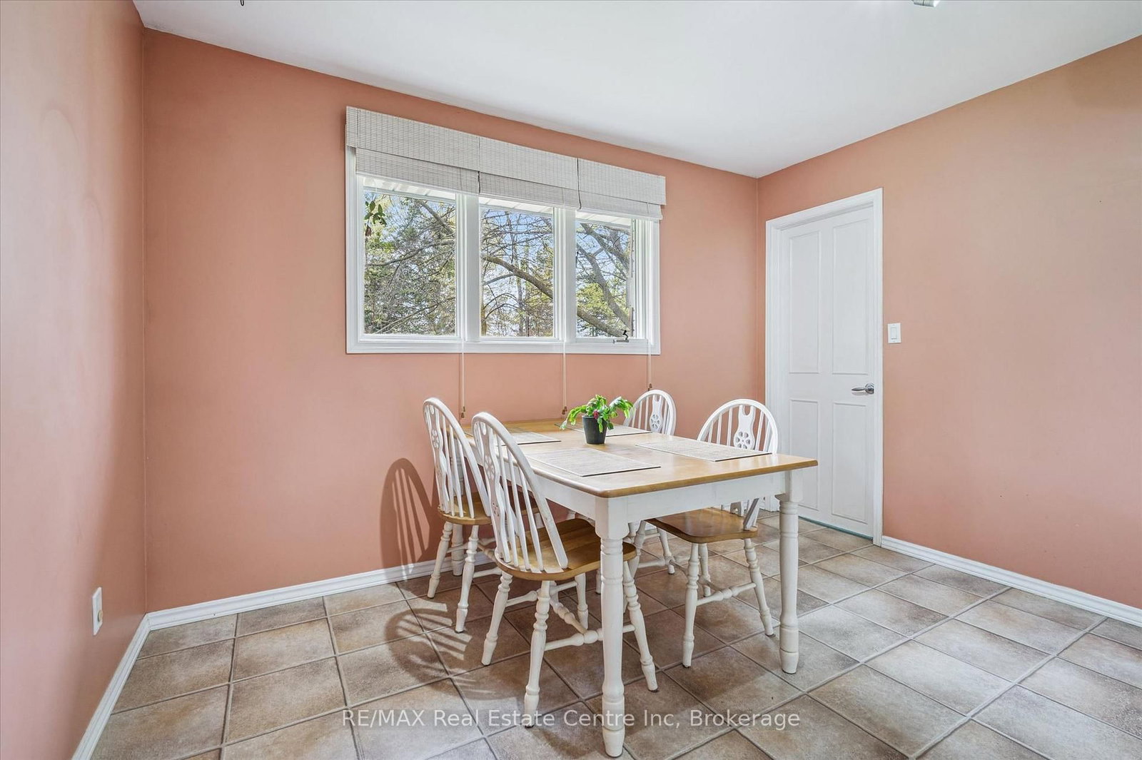 8420 Eramosa-Garafraxa Townline • Centre Wellington, ON photo 21
