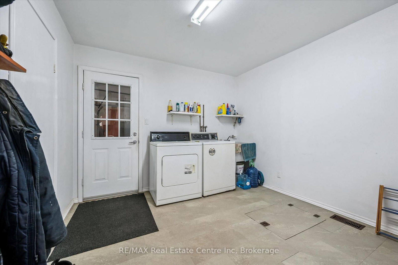 8420 Eramosa-Garafraxa Townline • Centre Wellington, ON photo 22