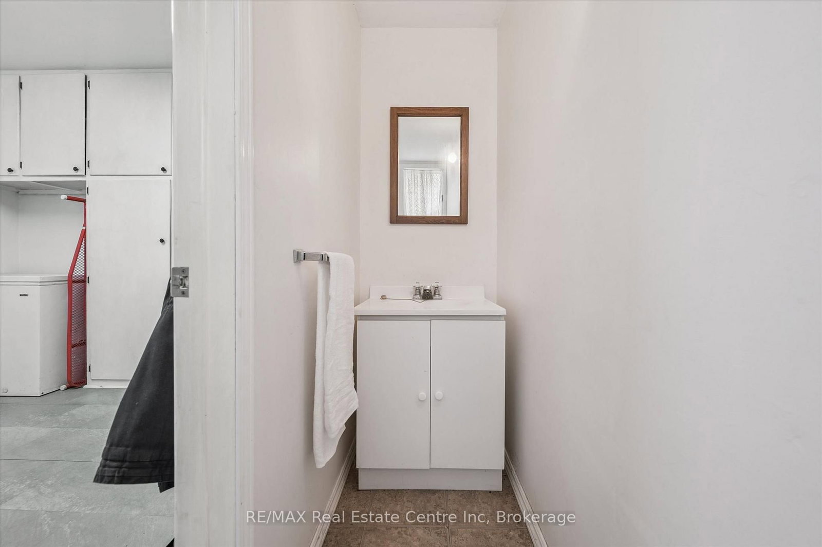 8420 Eramosa-Garafraxa Townline • Centre Wellington, ON photo 24