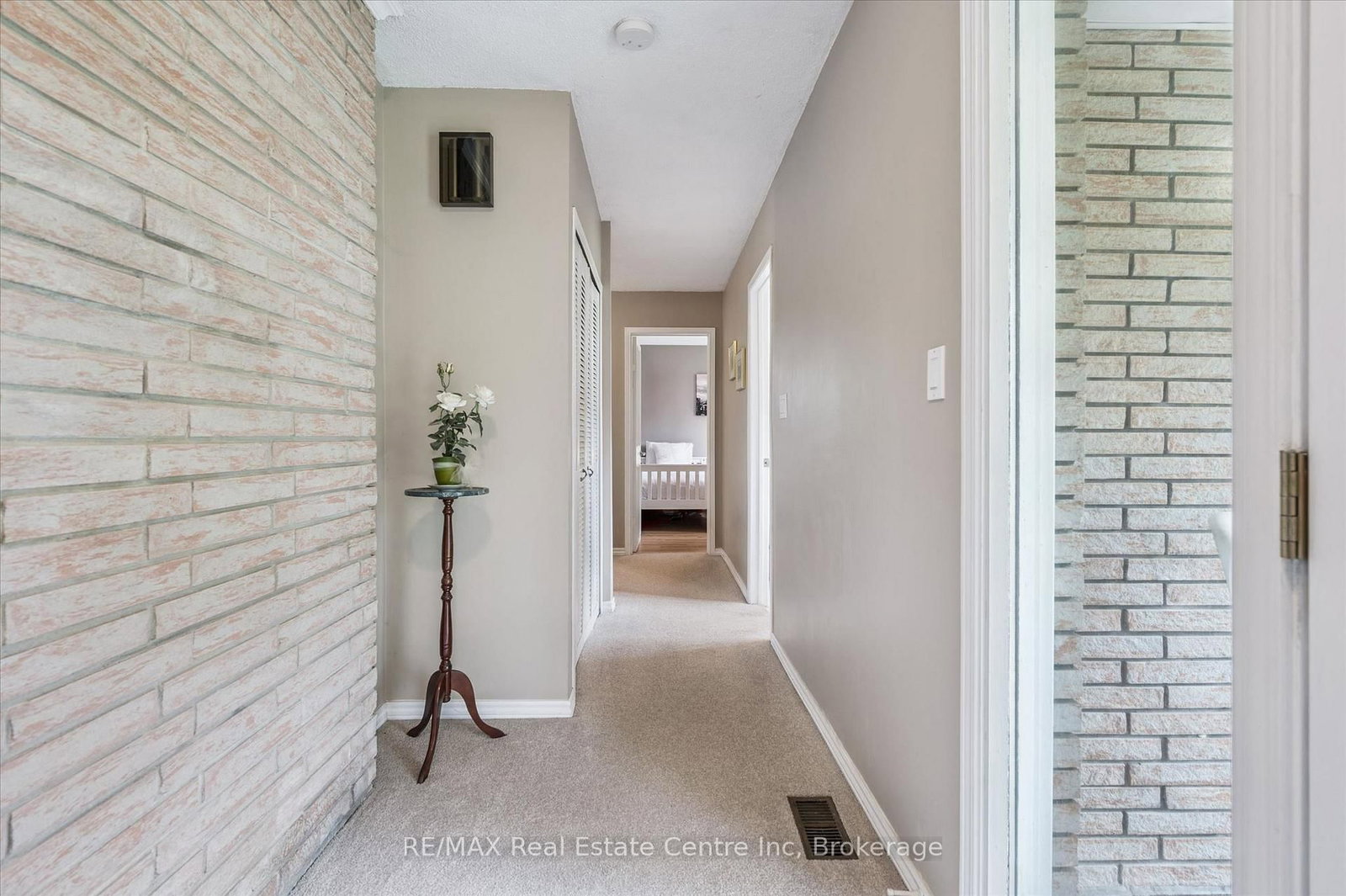 8420 Eramosa-Garafraxa Townline • Centre Wellington, ON photo 25