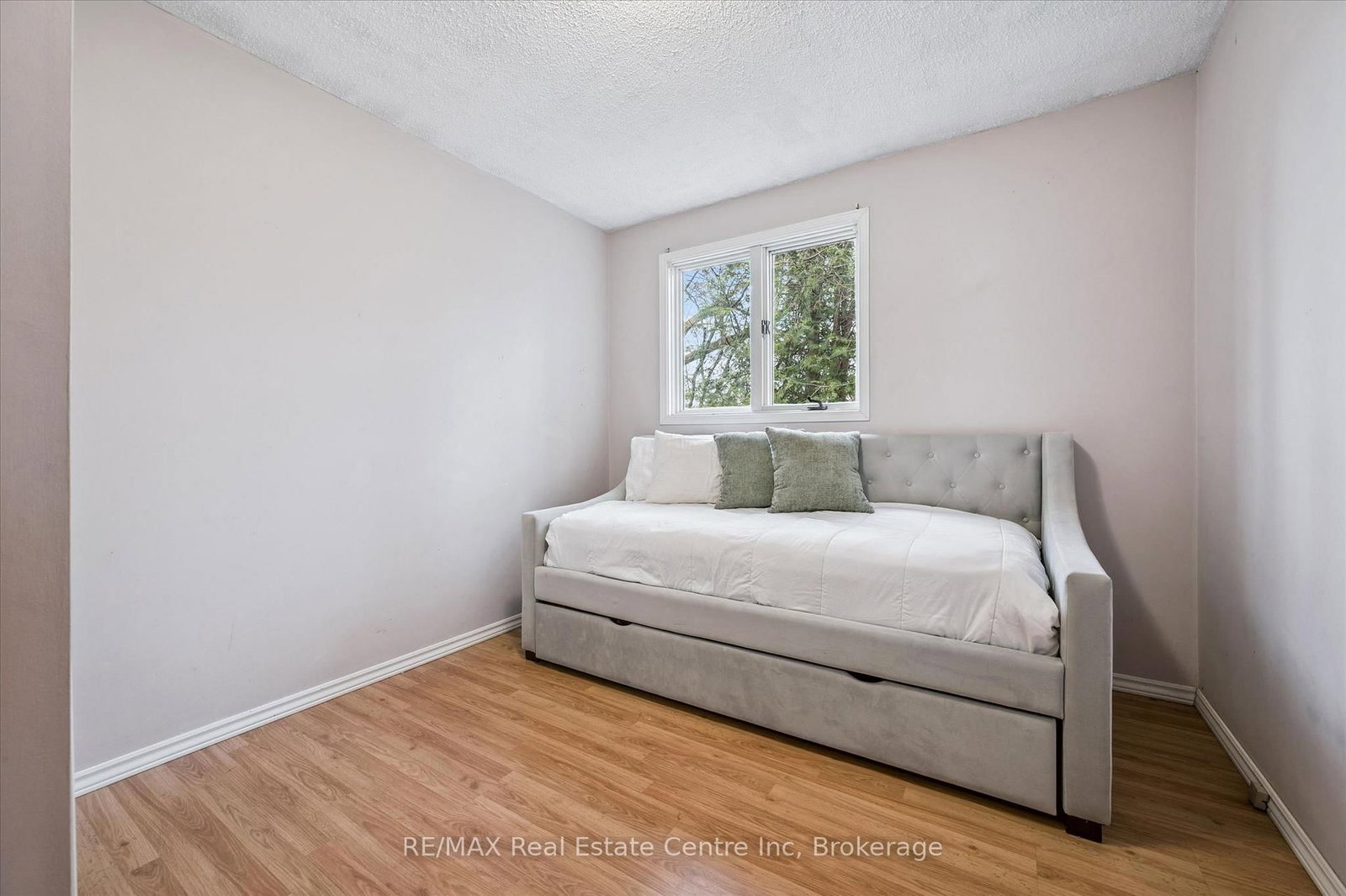 8420 Eramosa-Garafraxa Townline • Centre Wellington, ON photo 27