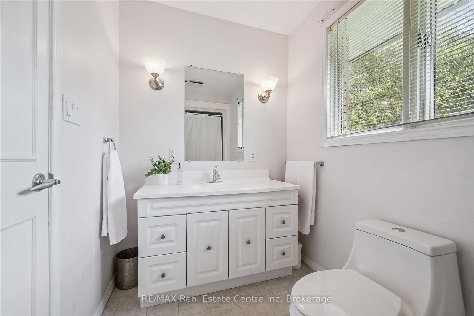 8420 Eramosa-Garafraxa Townline • Centre Wellington, ON photo 28