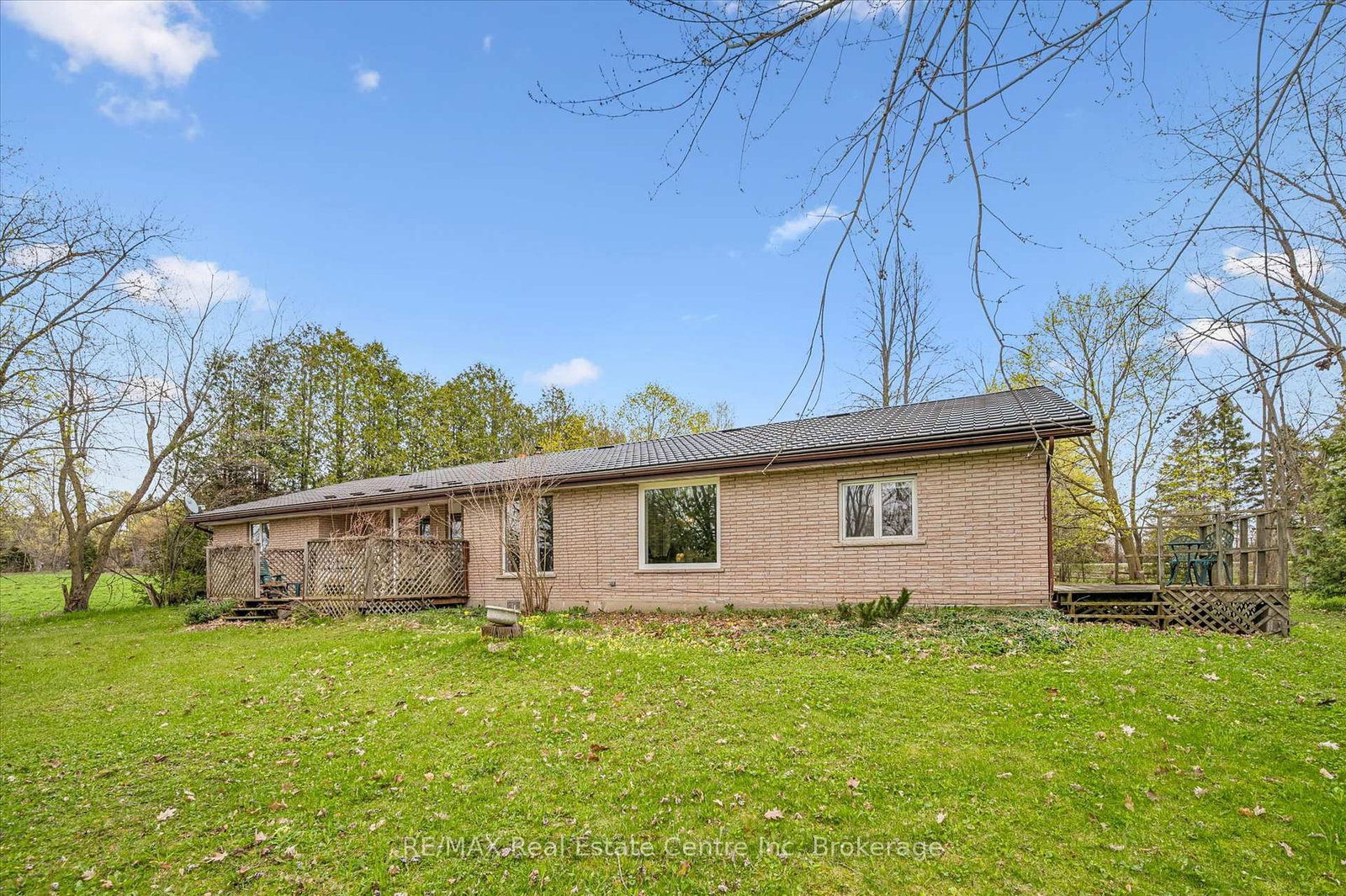 8420 Eramosa-Garafraxa Townline • Centre Wellington, ON photo 31