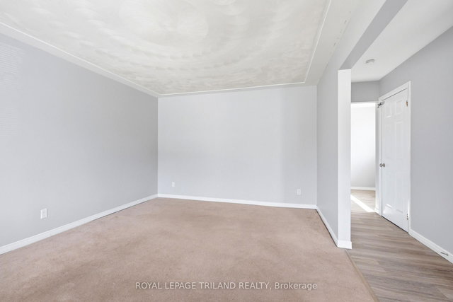 A - 195B Cedarvale Crescent
