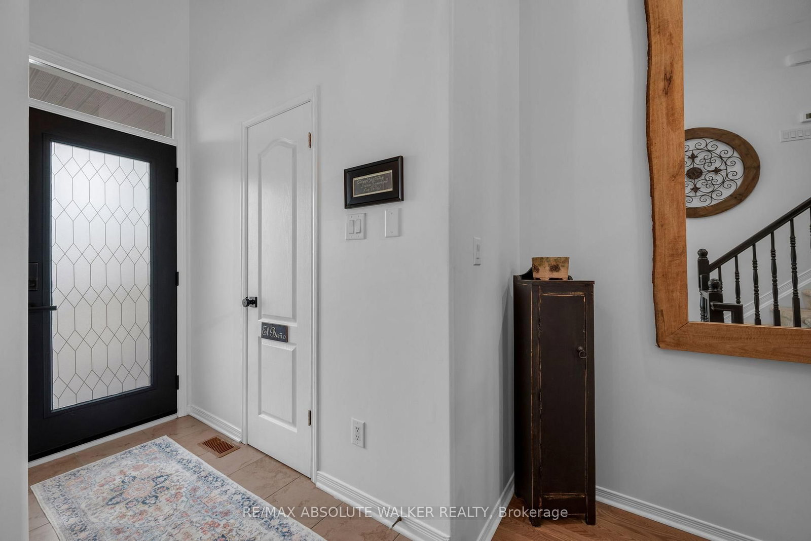 279 Parkrose Private - Photo 2