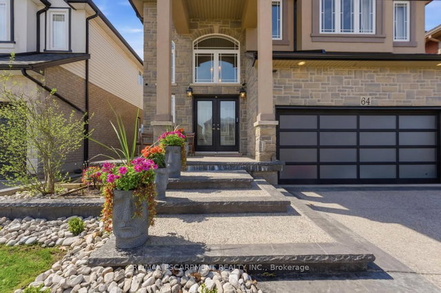 64 Onyx Court