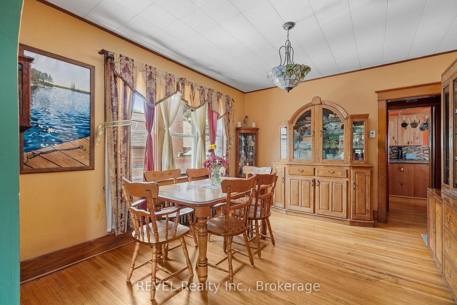 208 NORTH Street • Fort Erie, ON photo 12