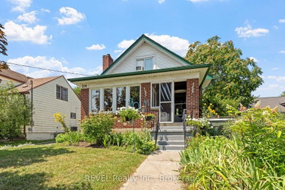 208 NORTH Street • Fort Erie, ON photo 2