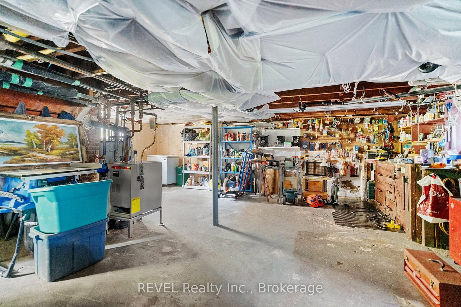 208 NORTH Street • Fort Erie, ON photo 33