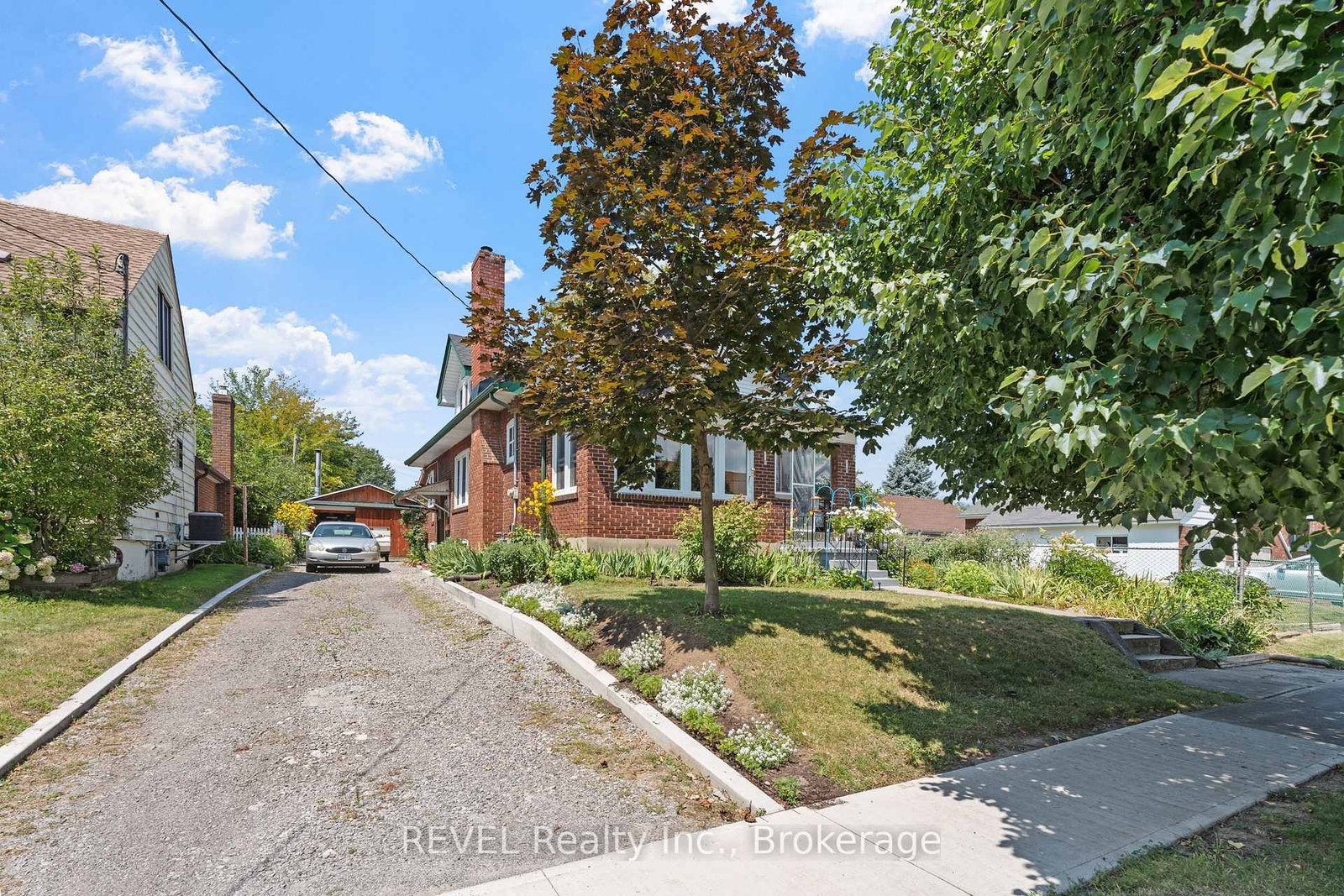 208 NORTH Street • Fort Erie, ON photo 4