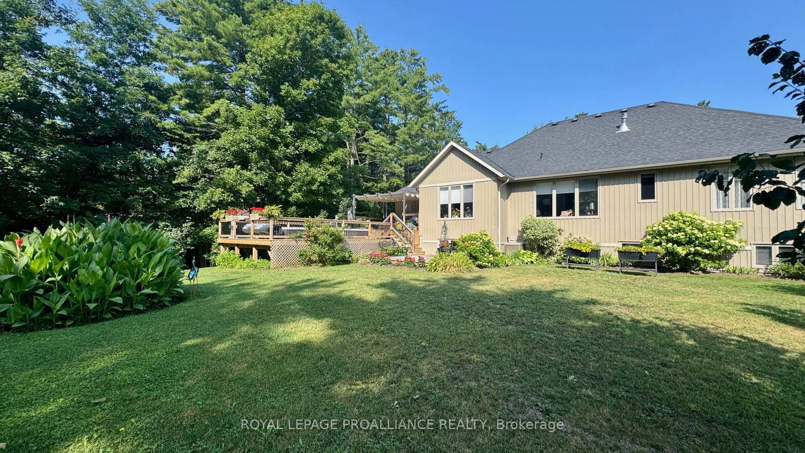 1 Cardinal Court • Quinte West, ON photo 47