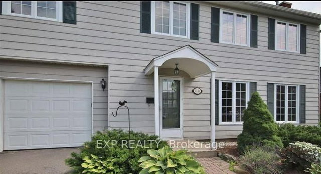 1326 FONTENAY Crescent
