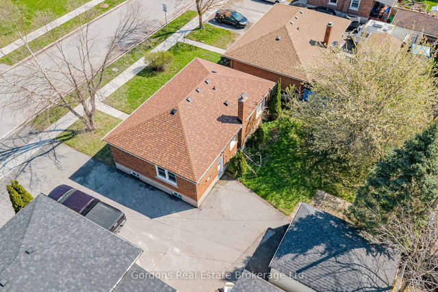 705 Bellaire Street