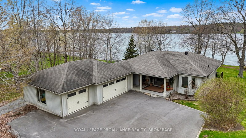 76 Spithead Rd, Gananoque, Ontario