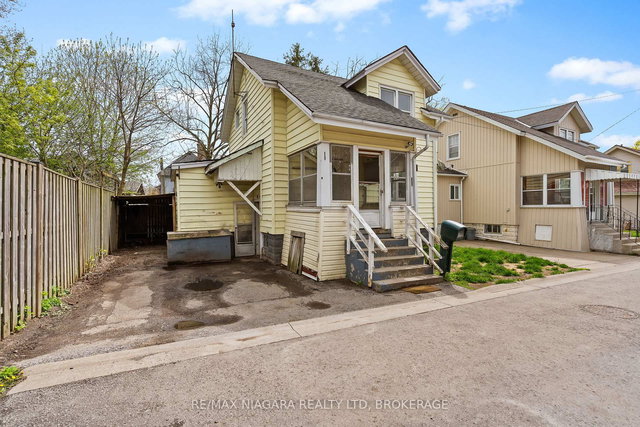 4904 Flynn Court