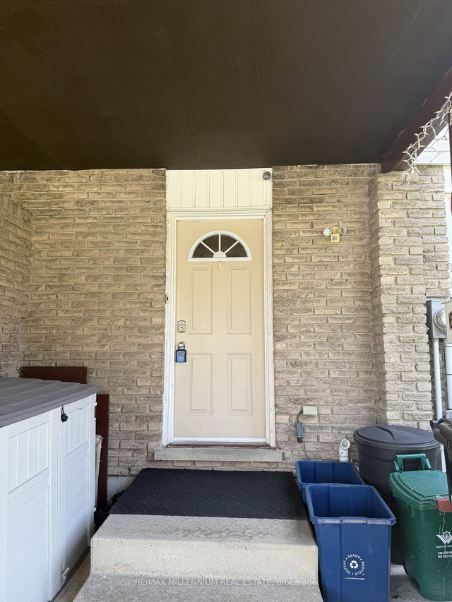 6 Cedarhill Crescent