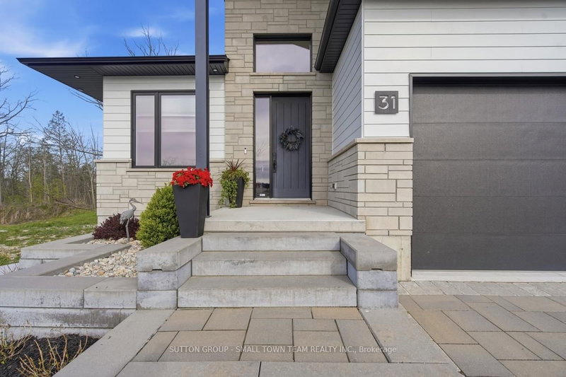 31 CREEK SIDE Place