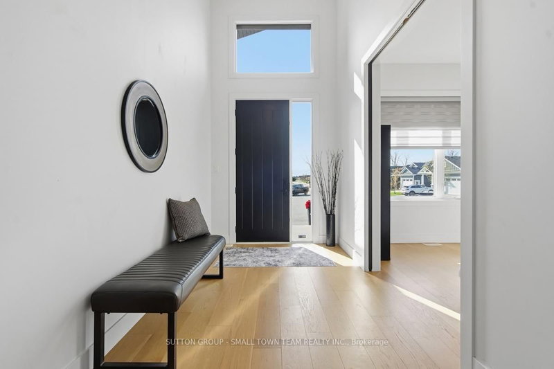 31 CREEK SIDE Place