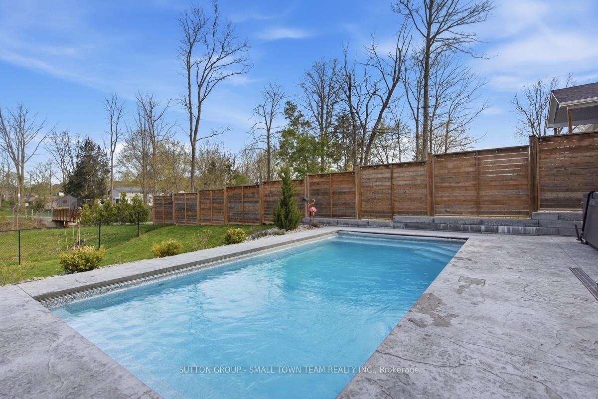 31 CREEK SIDE Place • Lambton Shores, ON photo 39