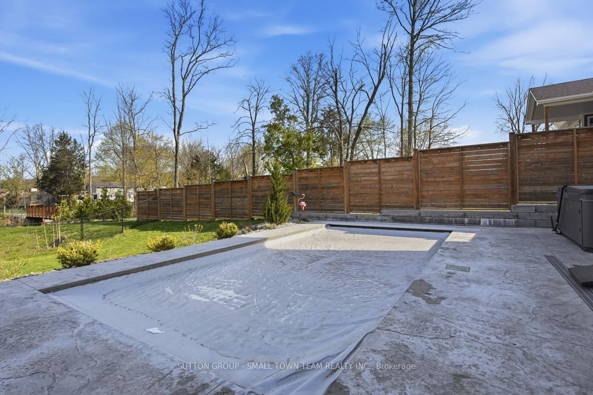 31 CREEK SIDE Place • Lambton Shores, ON photo 40