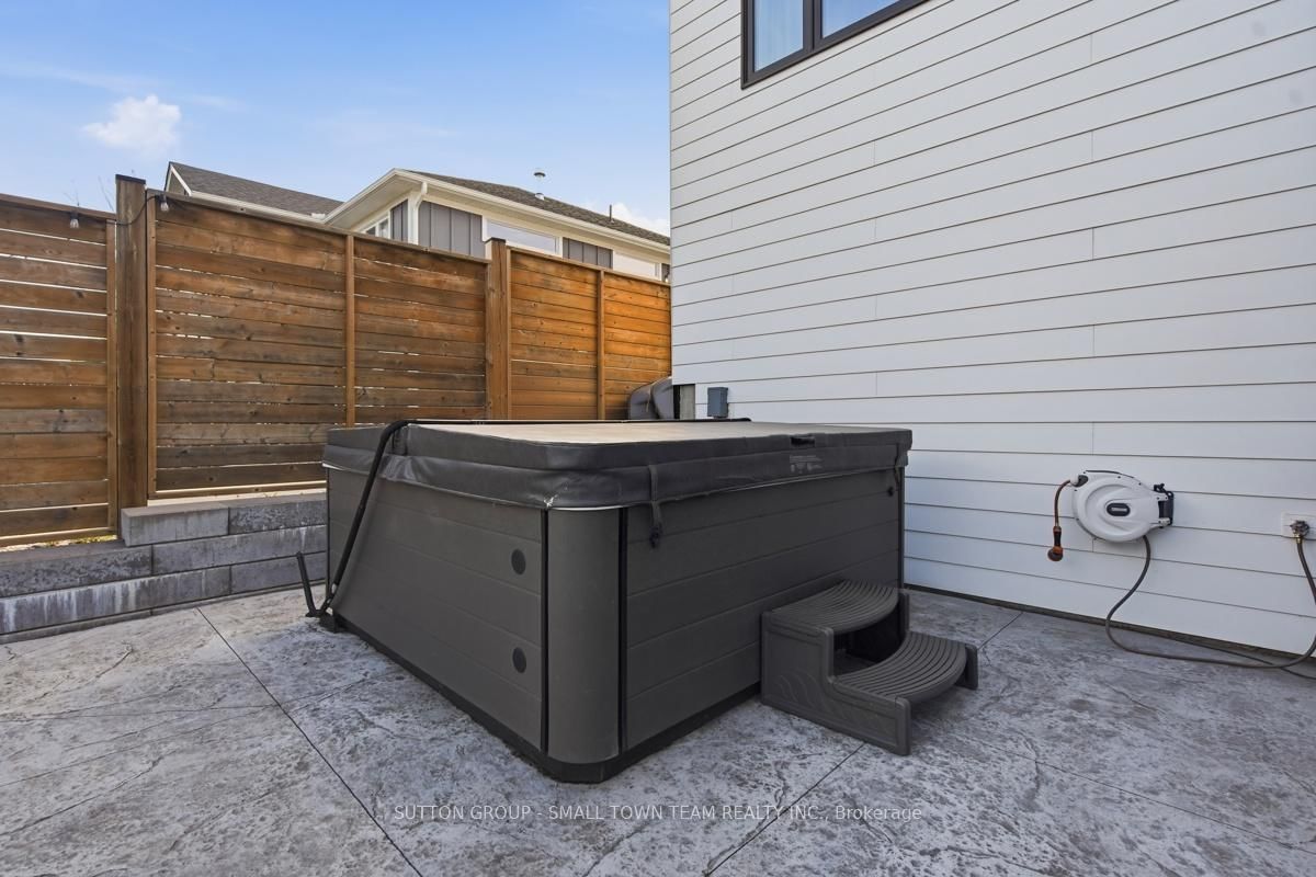 31 CREEK SIDE Place • Lambton Shores, ON photo 41
