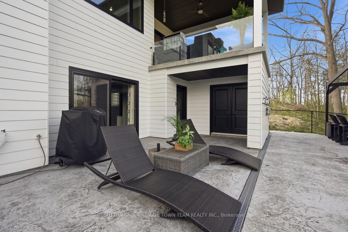 31 CREEK SIDE Place • Lambton Shores, ON photo 42