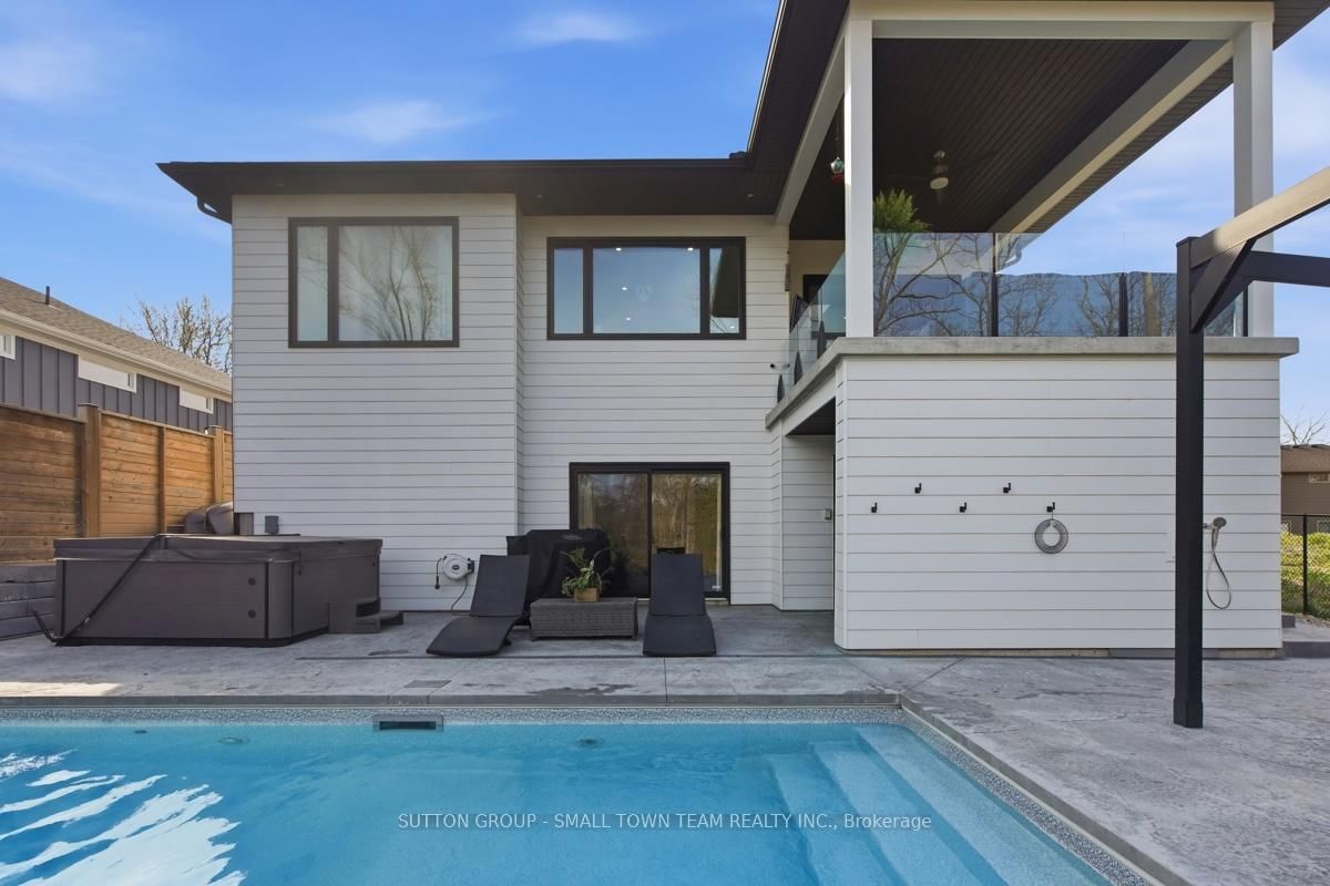 31 CREEK SIDE Place • Lambton Shores, ON photo 44
