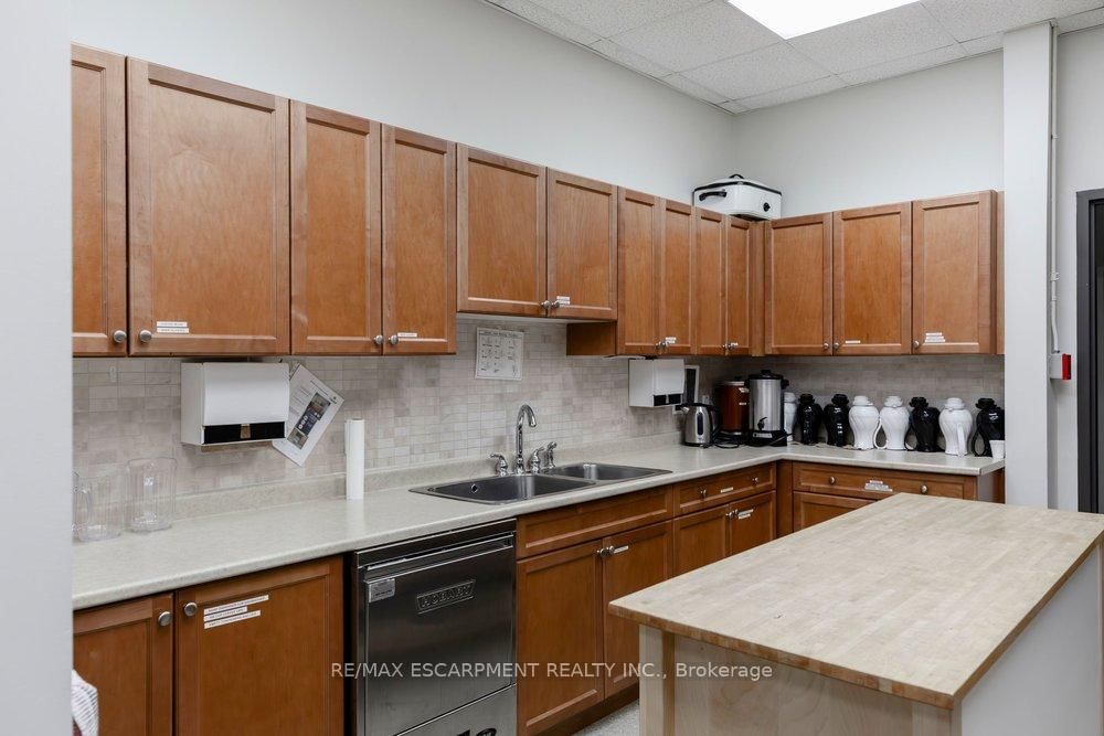 30 GALLOWAY Trail • Welland, ON photo 32