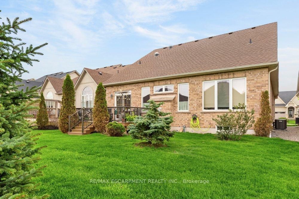 30 GALLOWAY Trail • Welland, ON photo 4