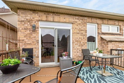 30 GALLOWAY Trail • Welland, ON photo 5