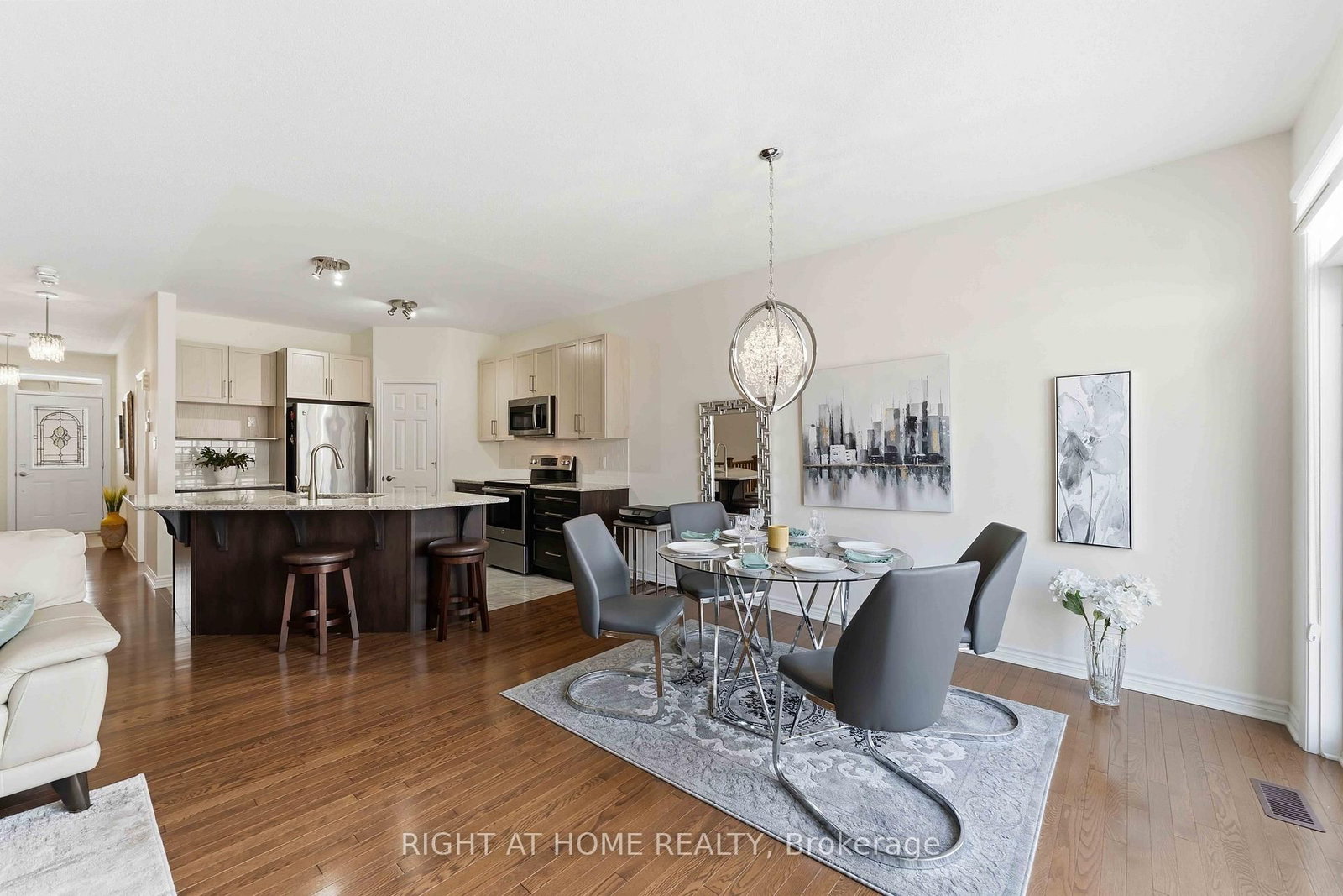 259 Shinny Avenue • Ottawa, ON photo 17