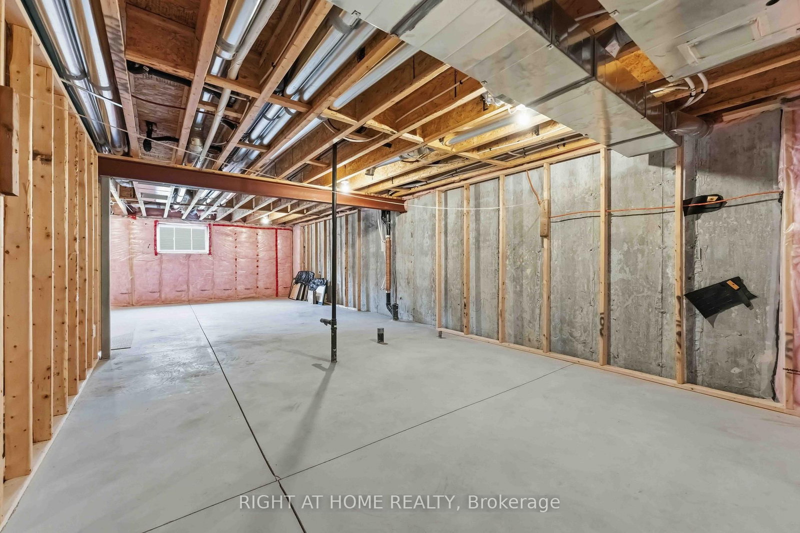 259 Shinny Avenue • Ottawa, ON photo 31