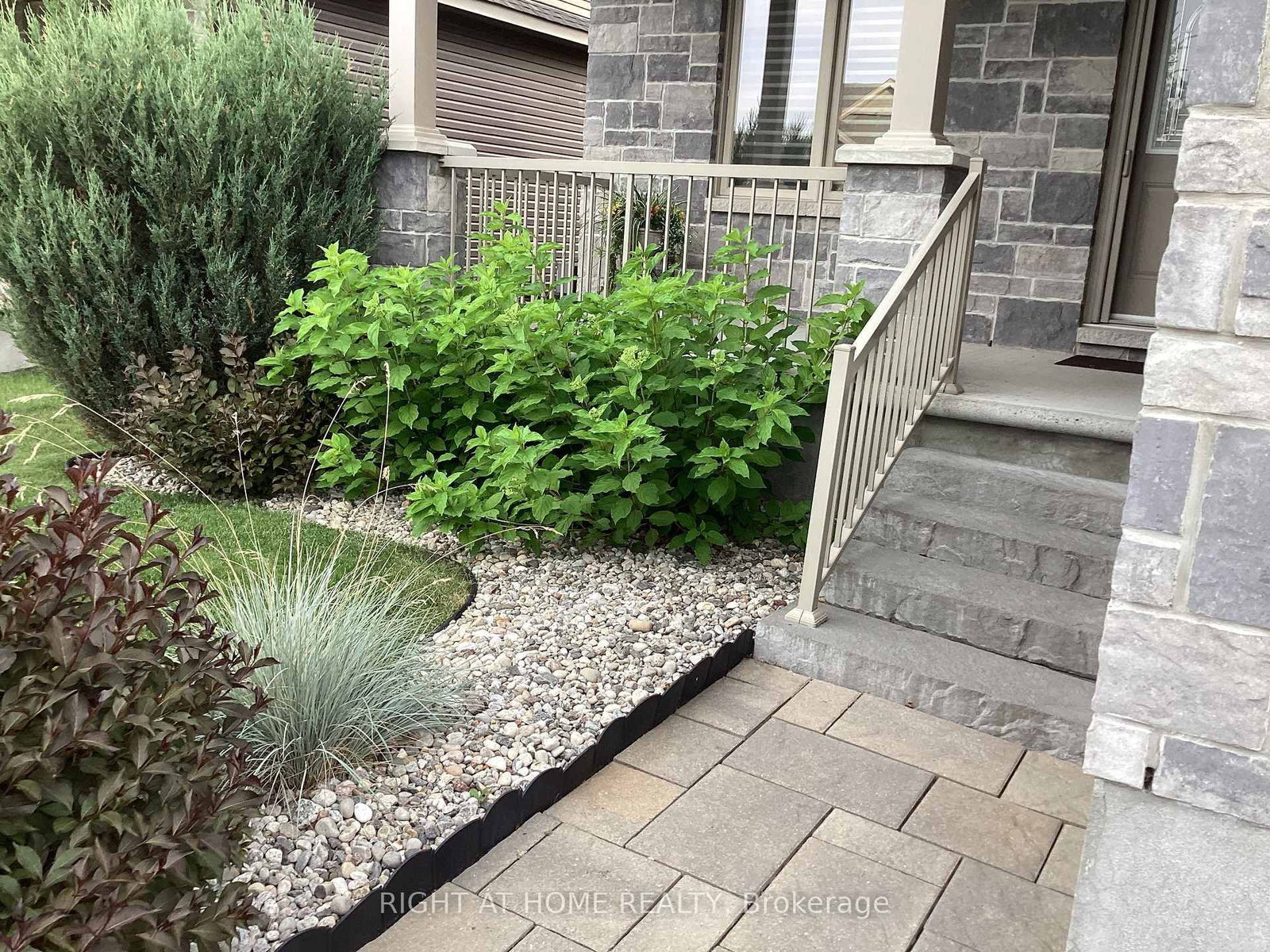259 Shinny Avenue • Ottawa, ON photo 4