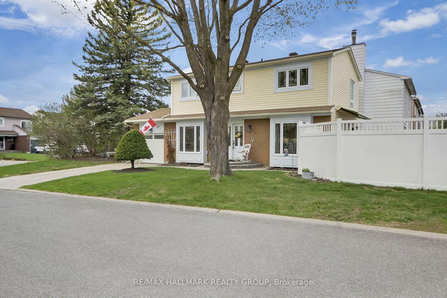 56 Foxleigh Crescent