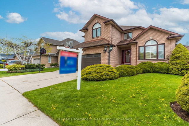 98 Glenhollow Drive