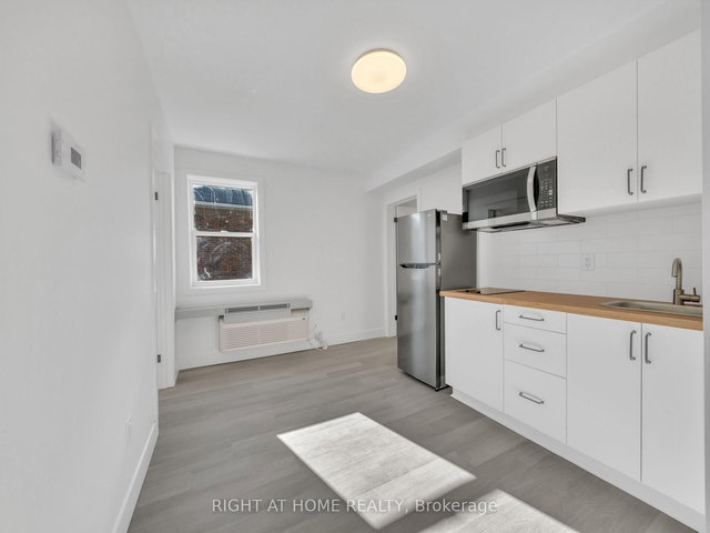 202 - 1804 Drouillard Road