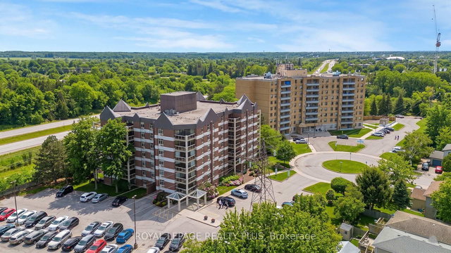 603 - 8 Christopher Court