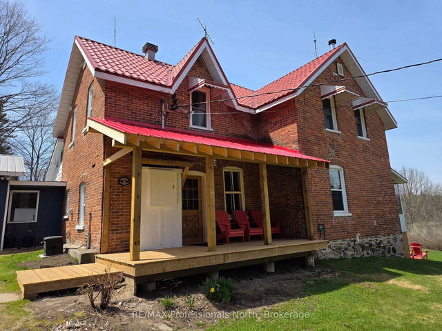 1115 Rosseau Lake 1 Road