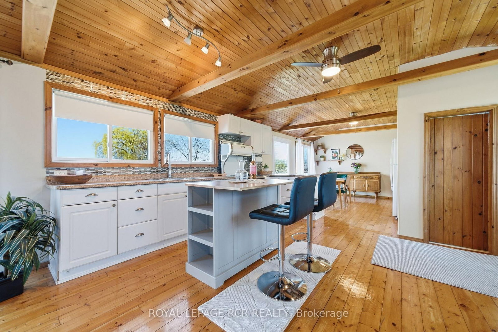 130 Ould Drive • Prince Edward County, ON photo 12