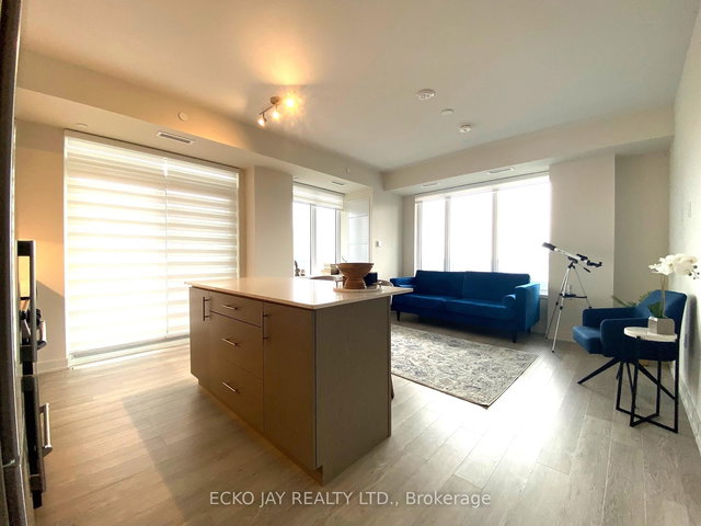 903 - 212 King William Street