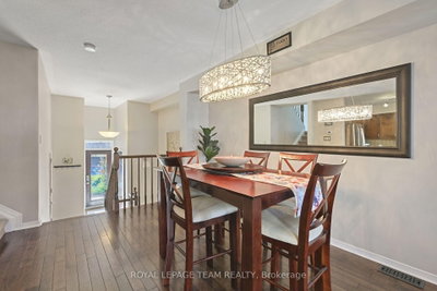 215 Parkrose Private • Ottawa, ON photo 8
