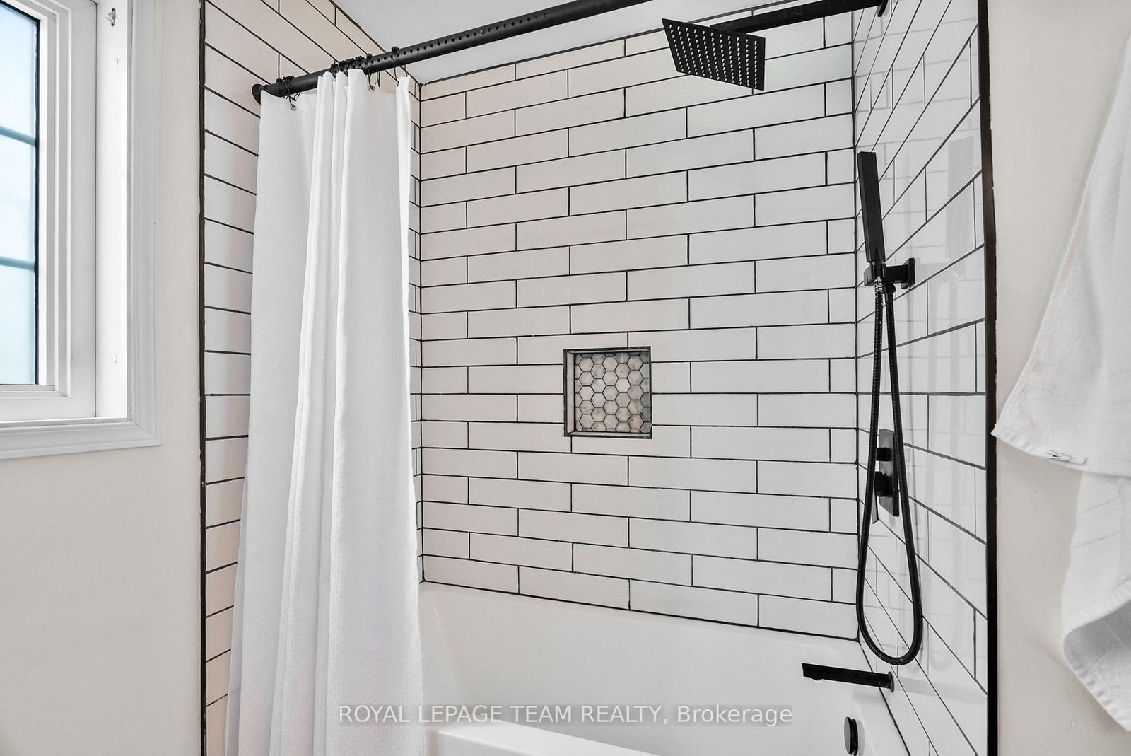 2122 Saunders Avenue - Photo 31
