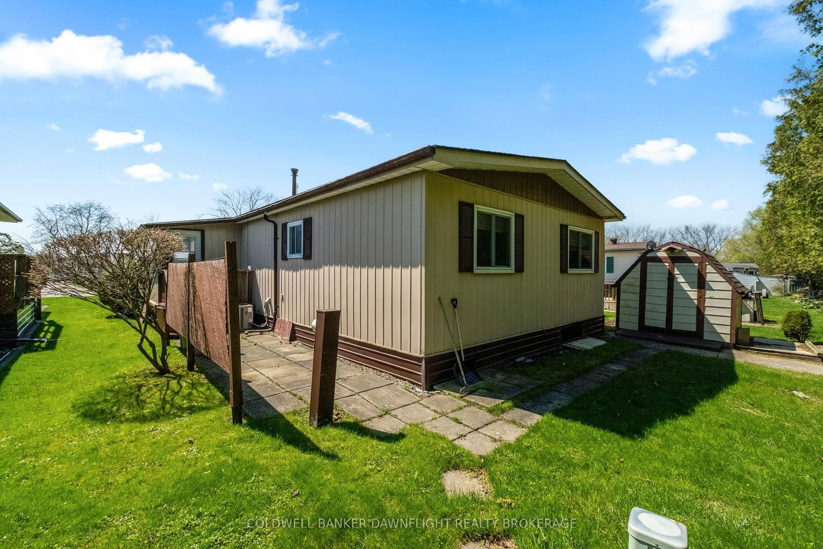 12 Redford Drive • South Huron, ON photo 32